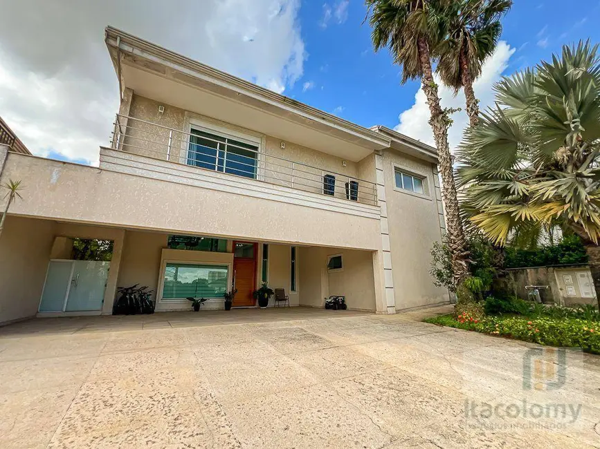 Casa de Condomínio com 5 quartos à venda, 620m2 em Tamboré, Santana De Parnaiba - SP - imagem 1 Foto 1 de Casa de Condomínio com 5 quartos à venda, 620m2 em Tamboré, Santana De Parnaiba - SP