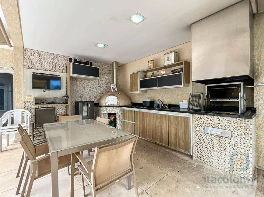 Casa de Condomínio com 5 quartos à venda, 620m2 em Tamboré, Santana De Parnaiba - SP - imagem 5 Foto 5 de Casa de Condomínio com 5 quartos à venda, 620m2 em Tamboré, Santana De Parnaiba - SP