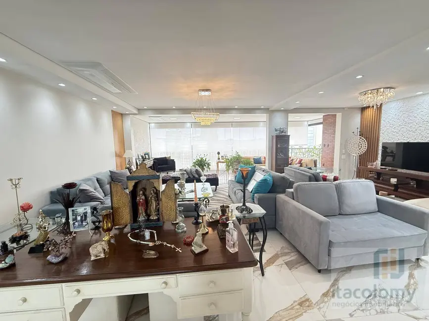 Apartamento com 3 quartos à venda, 313m2 em Alphaville Empresarial, Barueri - SP - imagem 1 Foto 1 de Apartamento com 3 quartos à venda, 313m2 em Alphaville Empresarial, Barueri - SP