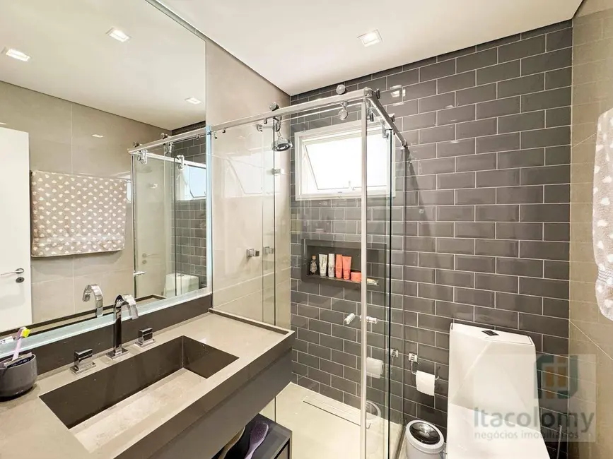 Foto 9 de Apartamento com 3 quartos à venda, 110m2 em Santana De Parnaiba - SP