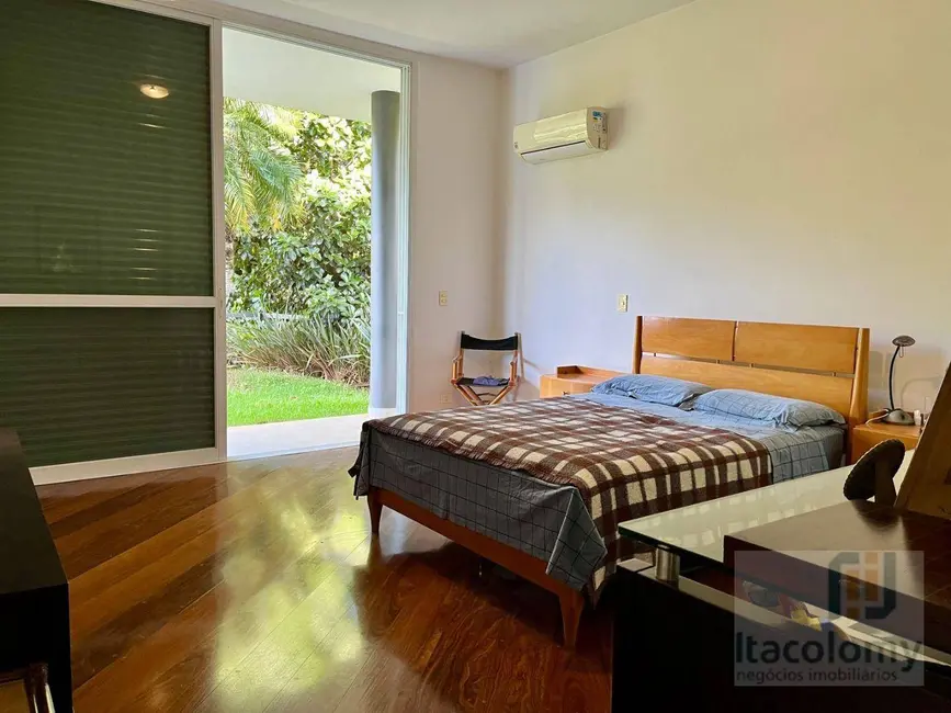 Casa de Condomínio com 2 quartos à venda, 538m2 em Alphaville Conde II, Barueri - SP - imagem 4 Foto 4 de Casa de Condomínio com 2 quartos à venda, 538m2 em Alphaville Conde II, Barueri - SP