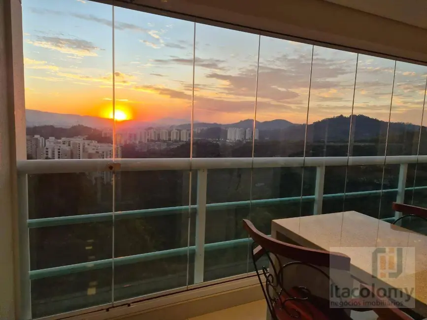 Foto 8 de Apartamento com 3 quartos à venda, 202m2 em Santana De Parnaiba - SP