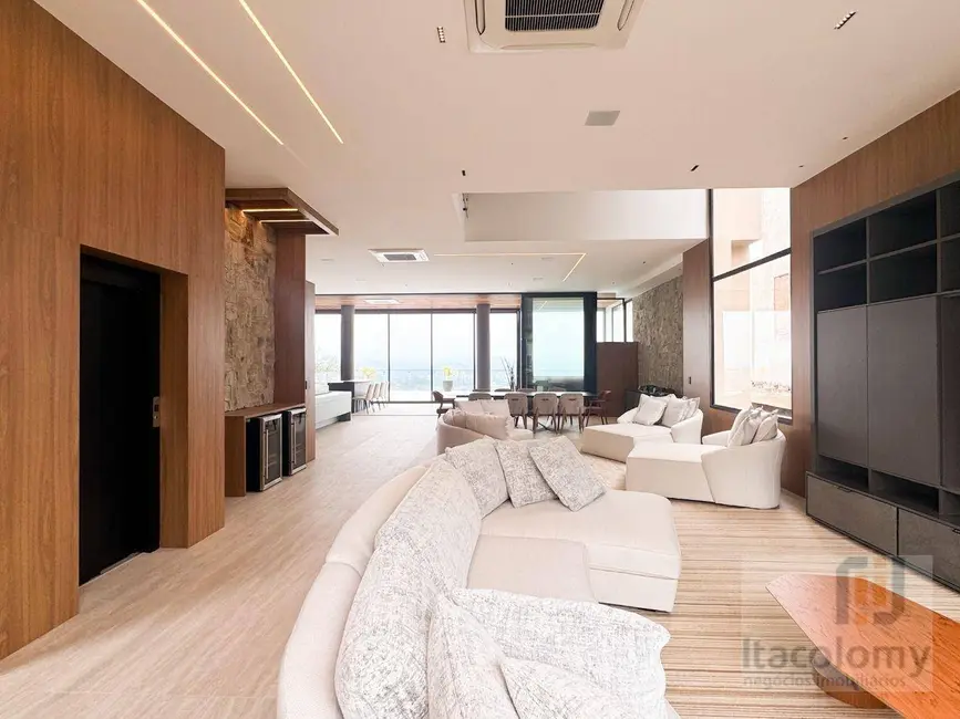 Foto 3 de Casa de Condomínio com 4 quartos à venda, 535m2 em Santana De Parnaiba - SP