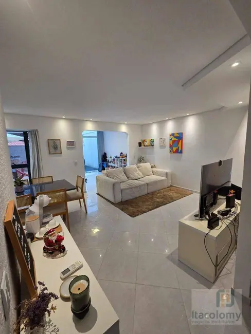 Casa de Condomínio com 3 quartos à venda, 200m2 em Tamboré, Santana De Parnaiba - SP - imagem 1 Foto 1 de Casa de Condomínio com 3 quartos à venda, 200m2 em Tamboré, Santana De Parnaiba - SP