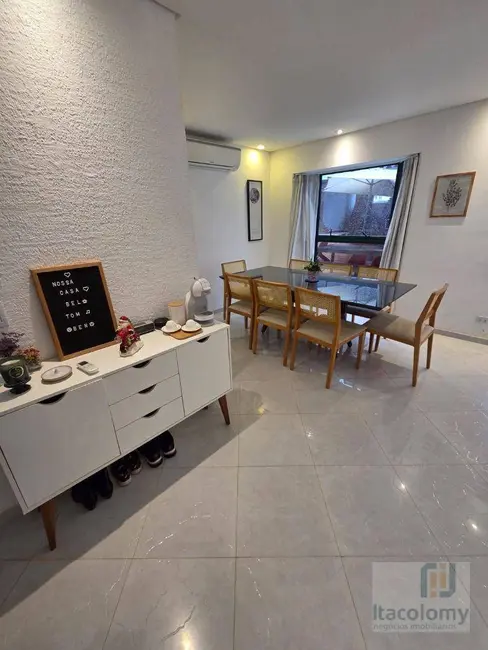 Casa de Condomínio com 3 quartos à venda, 200m2 em Tamboré, Santana De Parnaiba - SP - imagem 2 Foto 2 de Casa de Condomínio com 3 quartos à venda, 200m2 em Tamboré, Santana De Parnaiba - SP