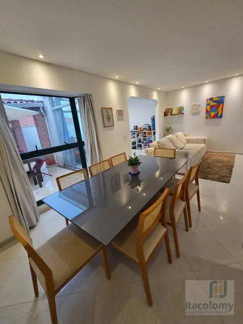 Casa de Condomínio com 3 quartos à venda, 200m2 em Tamboré, Santana De Parnaiba - SP - imagem 4 Foto 4 de Casa de Condomínio com 3 quartos à venda, 200m2 em Tamboré, Santana De Parnaiba - SP