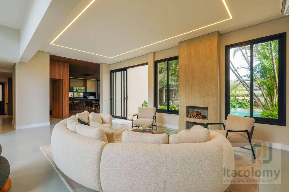 Foto 8 de Casa de Condomínio com 4 quartos à venda, 600m2 em Santana De Parnaiba - SP