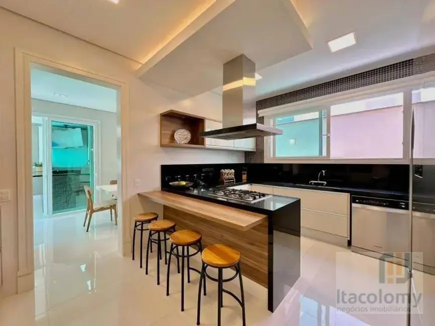 Foto 8 de Casa de Condomínio com 4 quartos à venda, 739m2 em Santana De Parnaiba - SP