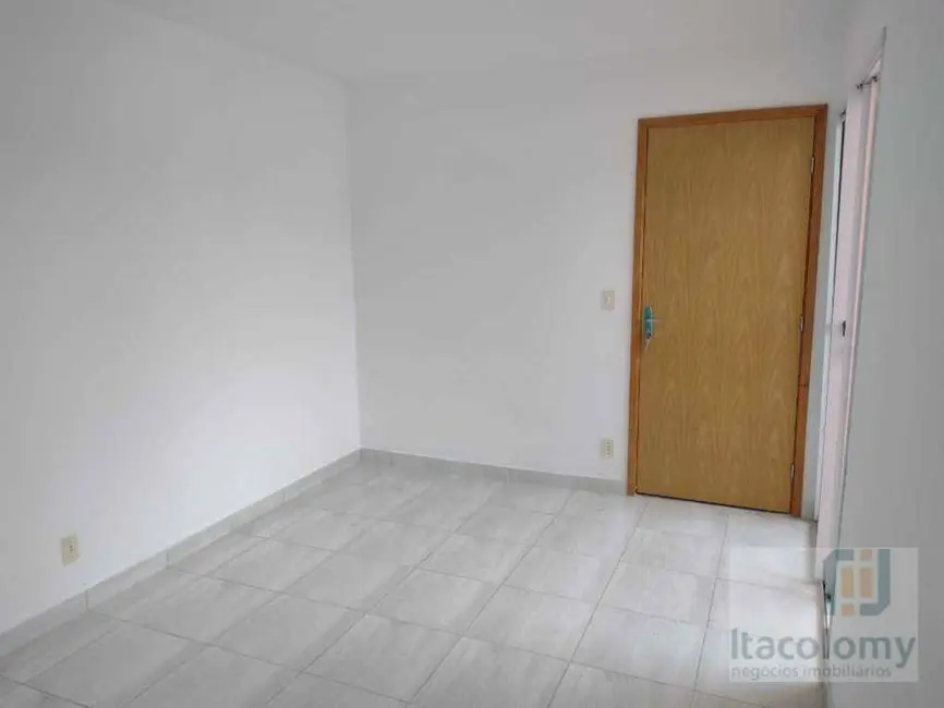 Foto 6 de Apartamento com 2 quartos à venda, 45m2 em Cotia - SP