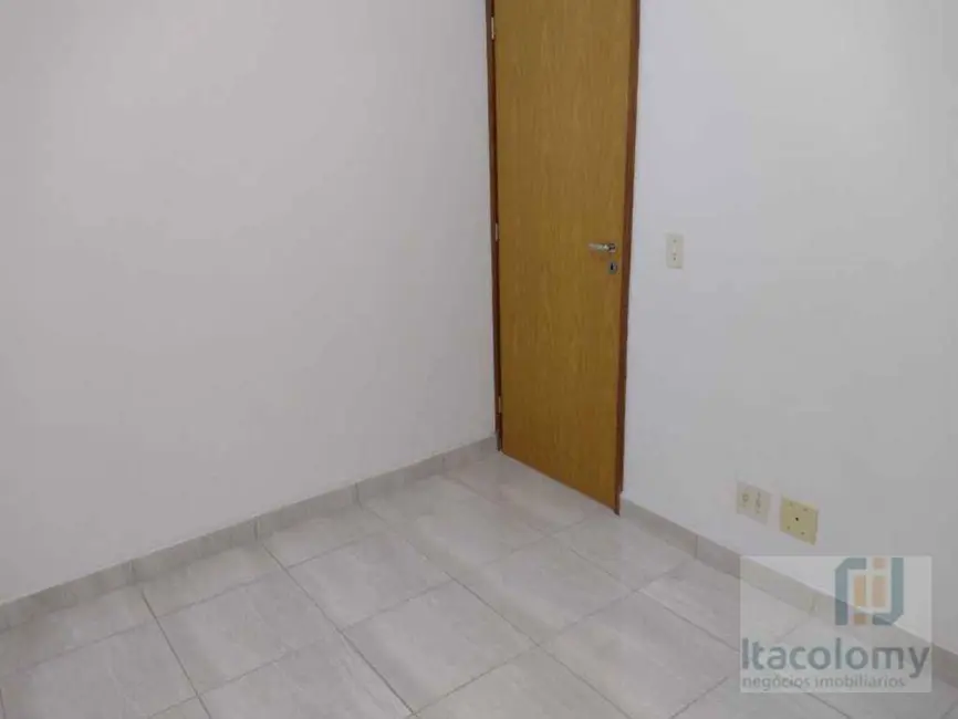Foto 7 de Apartamento com 2 quartos à venda, 45m2 em Cotia - SP