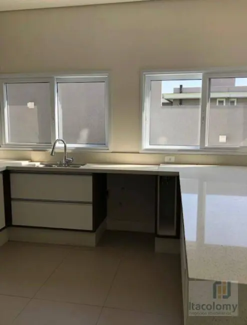 Foto 8 de Casa de Condomínio com 4 quartos para alugar, 441m2 em Santana De Parnaiba - SP