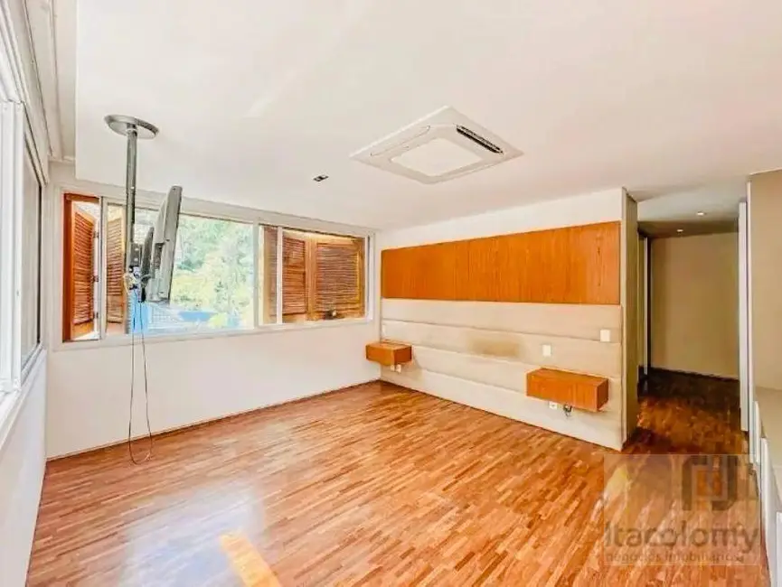 Foto 4 de Casa de Condomínio com 5 quartos à venda, 700m2 em Santana De Parnaiba - SP