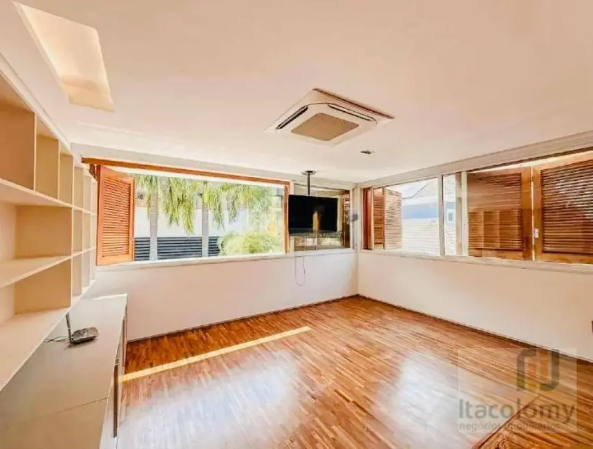 Foto 5 de Casa de Condomínio com 5 quartos à venda, 700m2 em Santana De Parnaiba - SP