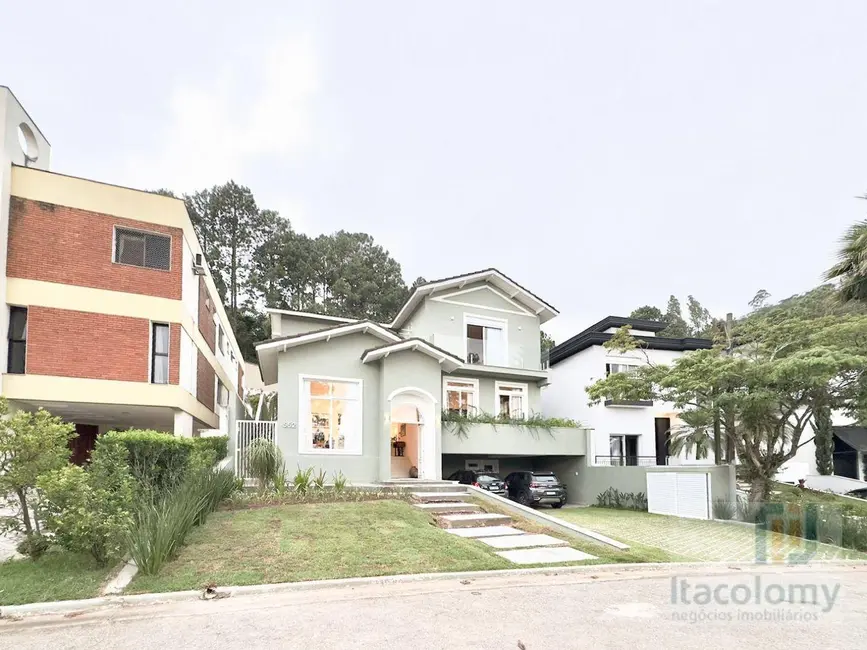 Foto 4 de Casa de Condomínio com 3 quartos à venda, 768m2 em Santana De Parnaiba - SP