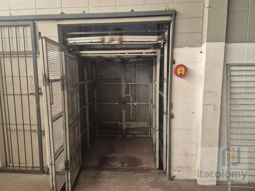 Foto 3 de Armazém / Galpão para alugar, 710m2 em Paraíso (Polvilho), Cajamar - SP