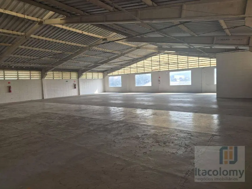 Foto 2 de Armazém / Galpão para alugar, 710m2 em Paraíso (Polvilho), Cajamar - SP