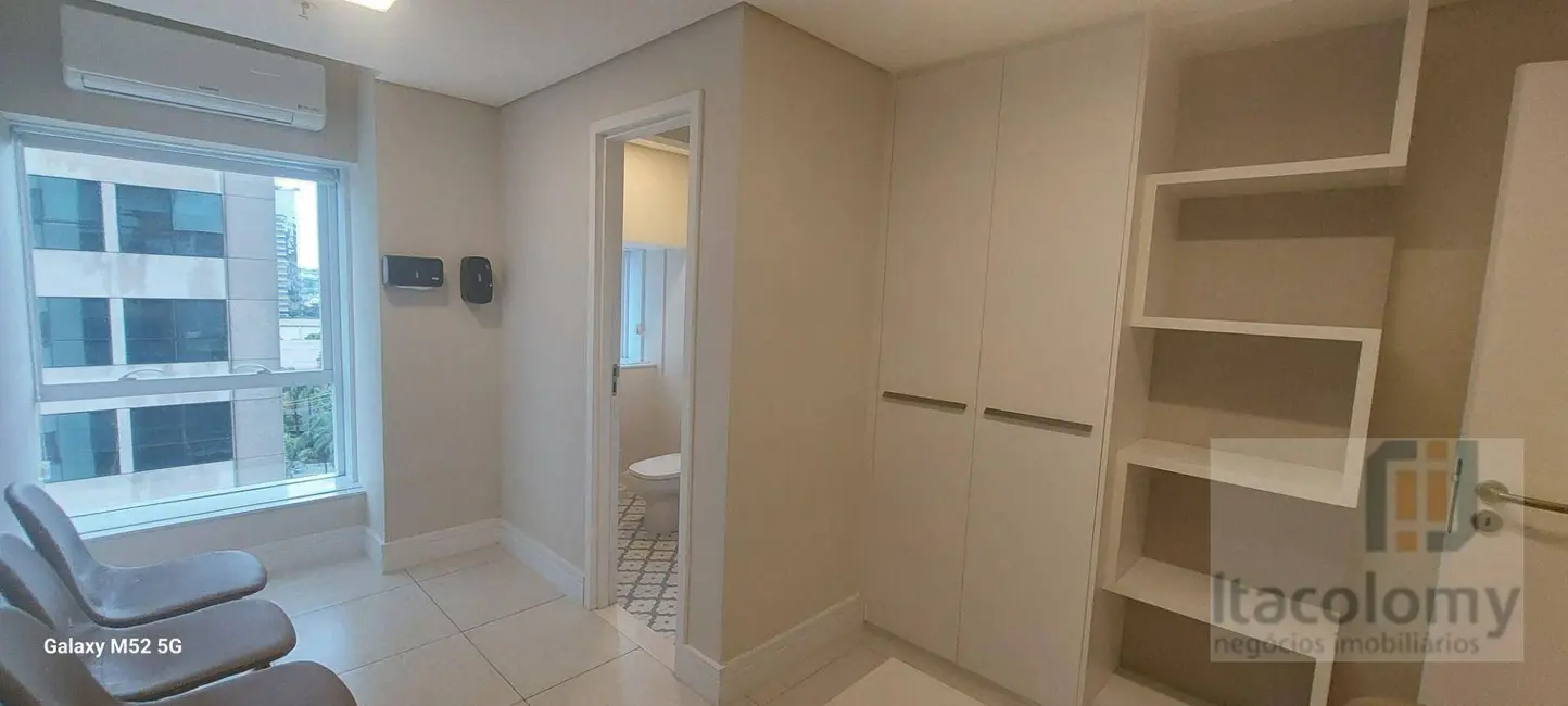 Foto 9 de Sala Comercial à venda e para alugar, 93m2 em Alphaville Industrial, Barueri - SP