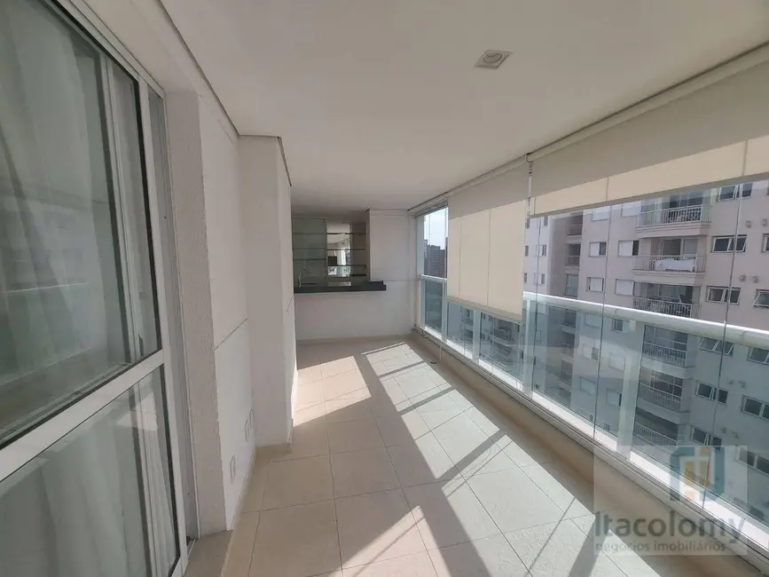 Foto 5 de Apartamento com 3 quartos para alugar, 243m2 em Alphaville Industrial, Barueri - SP