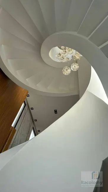 Casa de Condomínio com 5 quartos à venda, 670m2 em Barueri - SP - imagem 5 Foto 5 de Casa de Condomínio com 5 quartos à venda, 670m2 em Barueri - SP