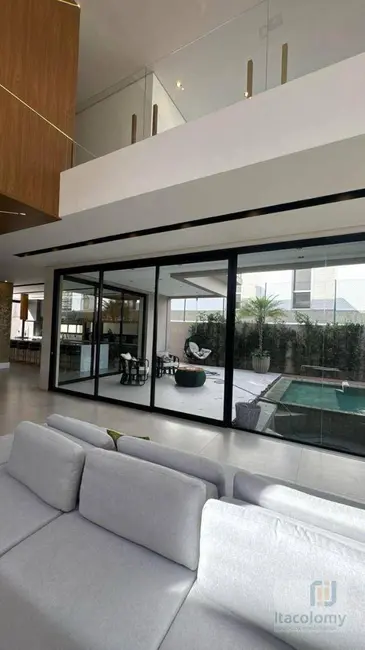 Casa de Condomínio com 5 quartos à venda, 670m2 em Barueri - SP - imagem 7 Foto 7 de Casa de Condomínio com 5 quartos à venda, 670m2 em Barueri - SP