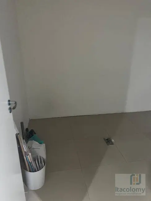 Sala Comercial para alugar, 64m2 em Alphaville Industrial, Barueri - SP - imagem 4 Foto 4 de Sala Comercial para alugar, 64m2 em Alphaville Industrial, Barueri - SP