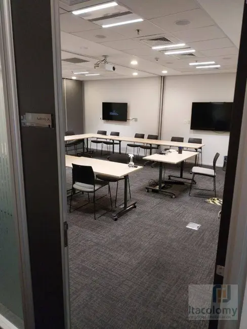 Loft / Flat para alugar, 972m2 em Vila Nova Conceição, São Paulo - SP - imagem 2 Foto 2 de Loft / Flat para alugar, 972m2 em Vila Nova Conceição, São Paulo - SP