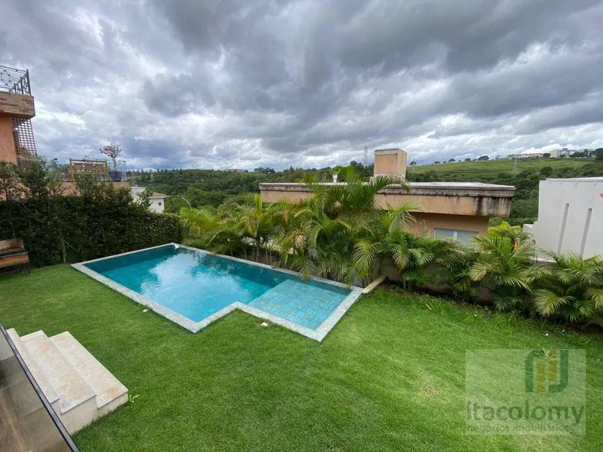 Casa de Condomínio com 4 quartos à venda e para alugar, 441m2 em Santana De Parnaiba - SP - imagem 4 Foto 4 de Casa de Condomínio com 4 quartos à venda e para alugar, 441m2 em Santana De Parnaiba - SP