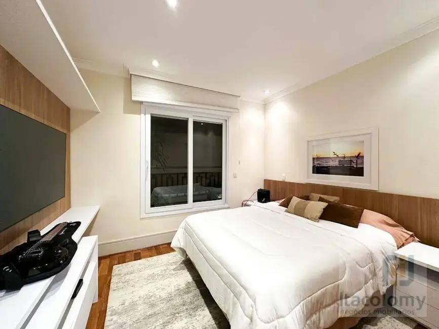 Casa de Condomínio com 4 quartos à venda, 420m2 em Tamboré, Barueri - SP - imagem 9 Foto 9 de Casa de Condomínio com 4 quartos à venda, 420m2 em Tamboré, Barueri - SP