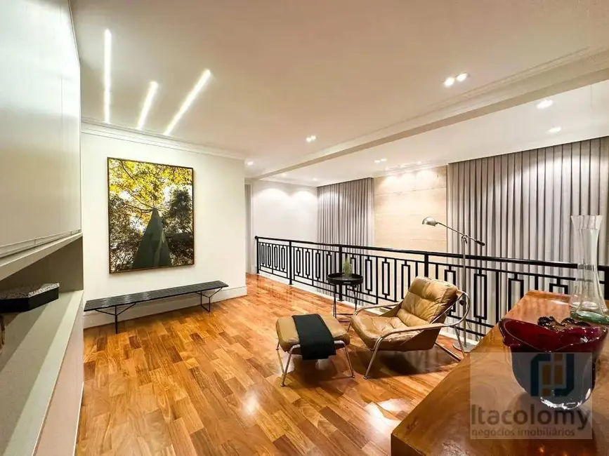 Casa de Condomínio com 4 quartos à venda, 420m2 em Tamboré, Barueri - SP - imagem 3 Foto 3 de Casa de Condomínio com 4 quartos à venda, 420m2 em Tamboré, Barueri - SP
