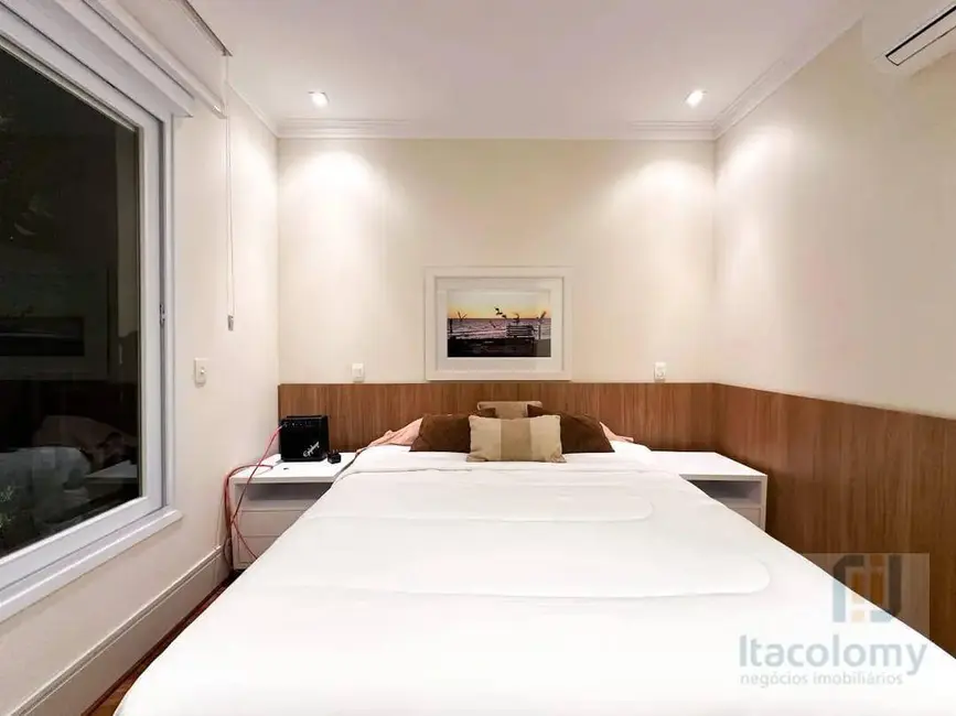 Casa de Condomínio com 4 quartos à venda, 420m2 em Tamboré, Barueri - SP - imagem 7 Foto 7 de Casa de Condomínio com 4 quartos à venda, 420m2 em Tamboré, Barueri - SP