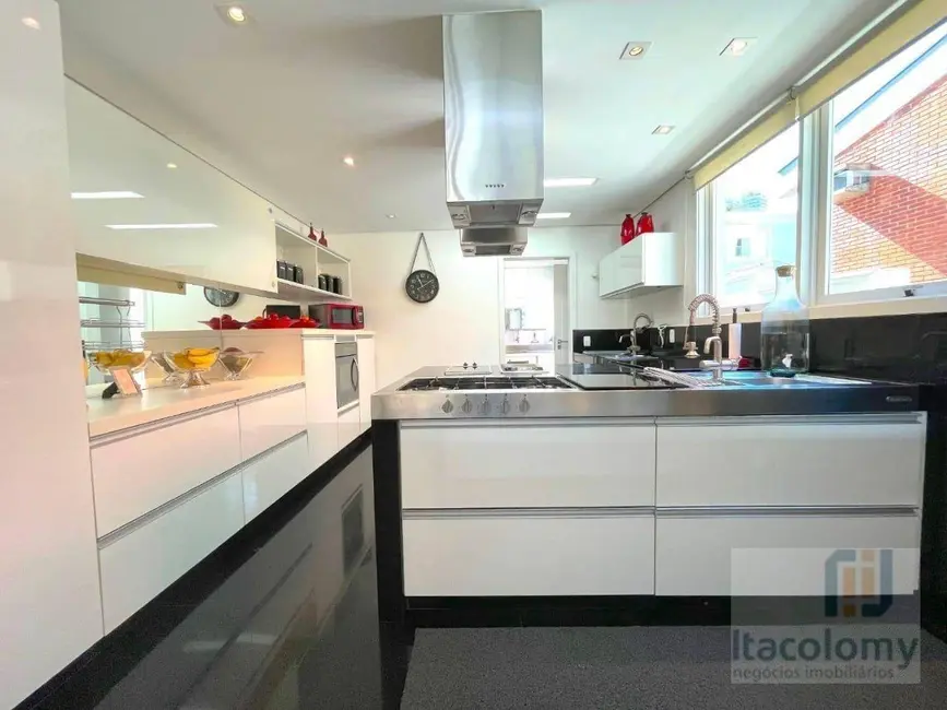 Casa de Condomínio com 5 quartos à venda, 1000m2 em Barueri - SP - imagem 8 Foto 8 de Casa de Condomínio com 5 quartos à venda, 1000m2 em Barueri - SP