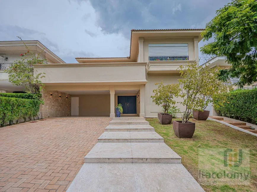 Foto 1 de Casa de Condomínio com 4 quartos à venda e para alugar, 600m2 em Santana De Parnaiba - SP