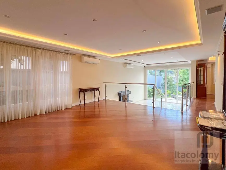 Foto 5 de Casa de Condomínio com 4 quartos para alugar, 720m2 em Santana De Parnaiba - SP