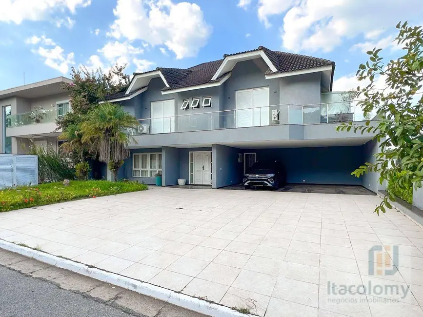 Foto 2 de Casa de Condomínio com 4 quartos para alugar, 720m2 em Santana De Parnaiba - SP