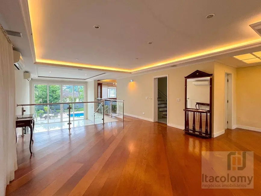 Foto 6 de Casa de Condomínio com 4 quartos para alugar, 720m2 em Santana De Parnaiba - SP