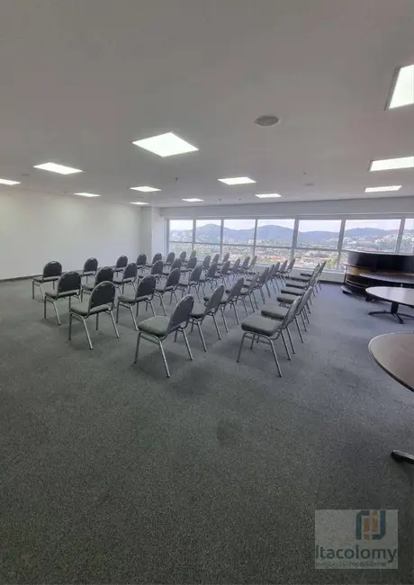 Foto 2 de Sala Comercial para alugar, 922m2 em Alphaville Empresarial, Barueri - SP
