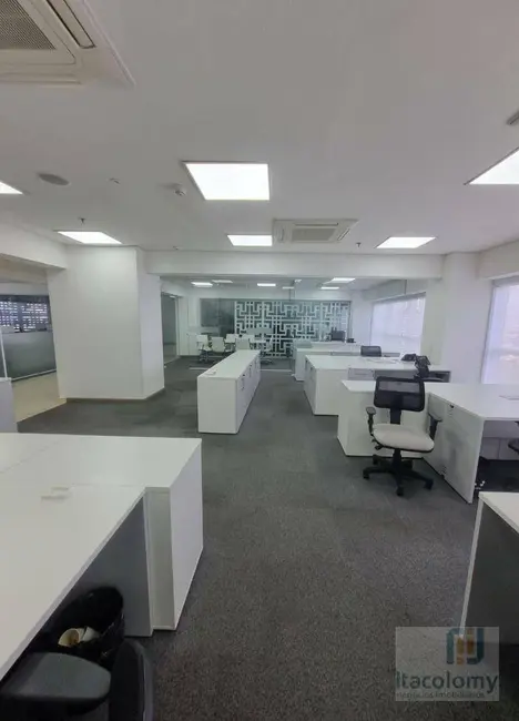 Foto 8 de Sala Comercial para alugar, 922m2 em Alphaville Empresarial, Barueri - SP