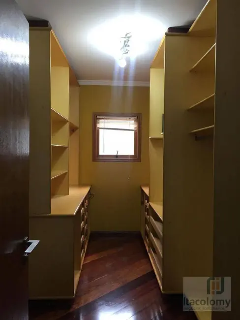 Foto 8 de Casa de Condomínio com 4 quartos à venda e para alugar, 307m2 em Santana De Parnaiba - SP