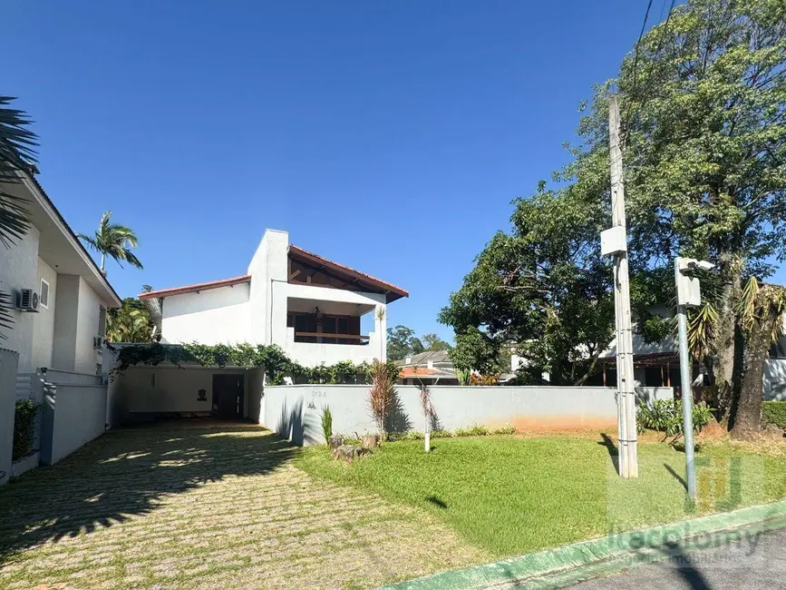 Casa de Condomínio com 4 quartos à venda, 728m2 em Santana De Parnaiba - SP - imagem 4 Foto 4 de Casa de Condomínio com 4 quartos à venda, 728m2 em Santana De Parnaiba - SP