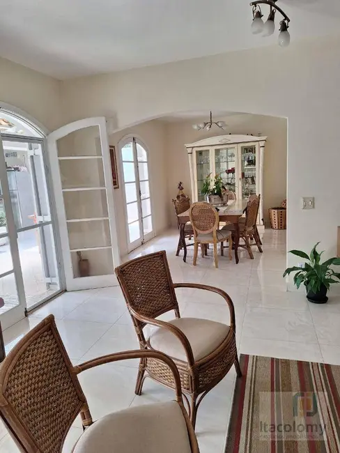 Foto 6 de Casa de Condomínio com 4 quartos à venda, 360m2 em Santana De Parnaiba - SP