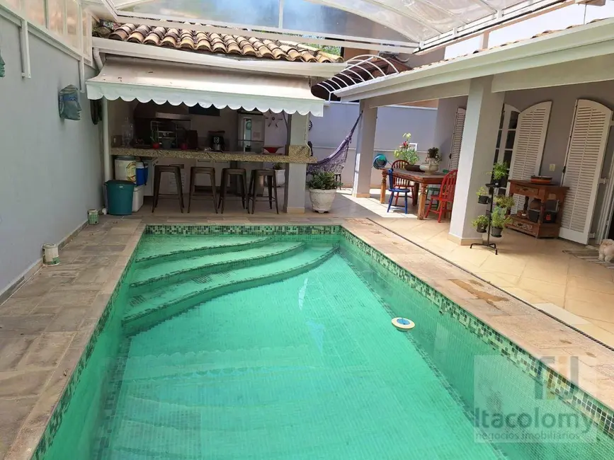 Foto 1 de Casa de Condomínio com 4 quartos à venda, 360m2 em Santana De Parnaiba - SP