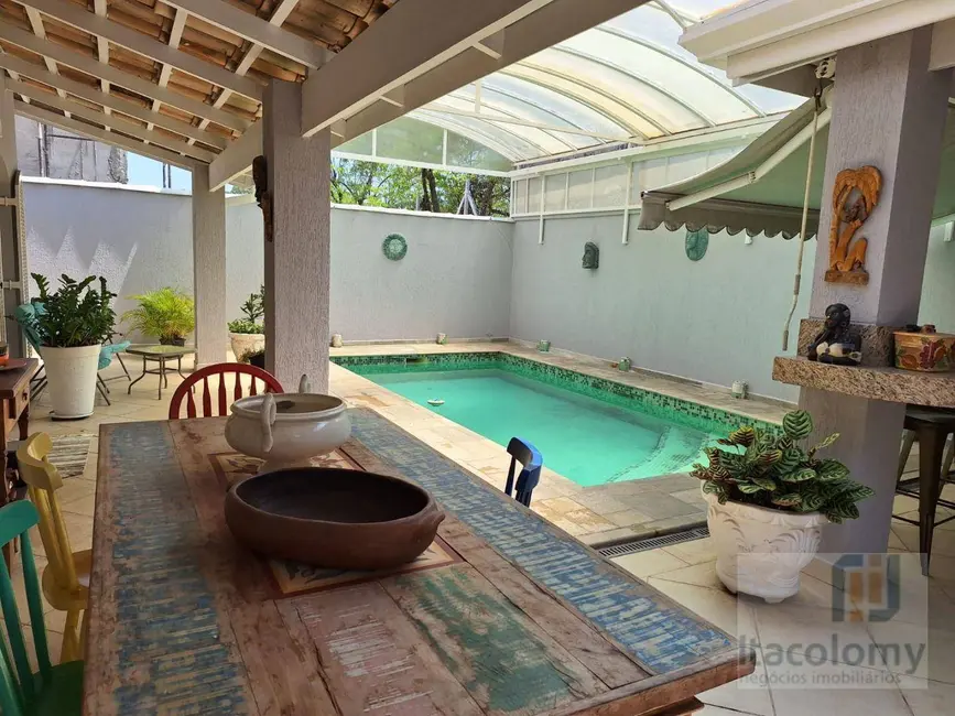 Foto 2 de Casa de Condomínio com 4 quartos à venda, 360m2 em Santana De Parnaiba - SP