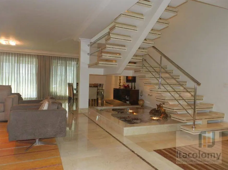 Foto 3 de Casa de Condomínio com 5 quartos à venda e para alugar, 670m2 em Barueri - SP