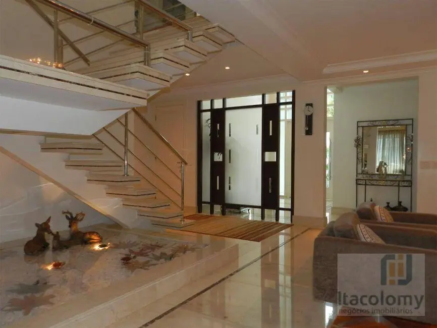 Foto 6 de Casa de Condomínio com 5 quartos à venda e para alugar, 670m2 em Barueri - SP