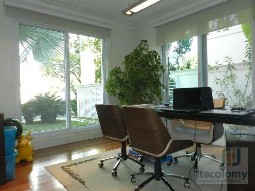 Foto 9 de Casa de Condomínio com 5 quartos à venda e para alugar, 670m2 em Barueri - SP