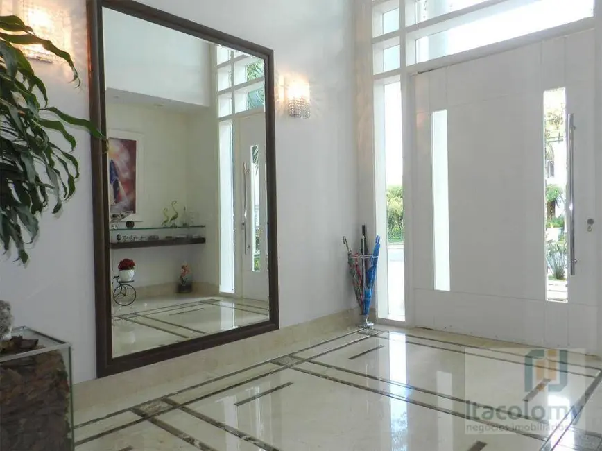 Foto 5 de Casa de Condomínio com 5 quartos à venda e para alugar, 670m2 em Barueri - SP