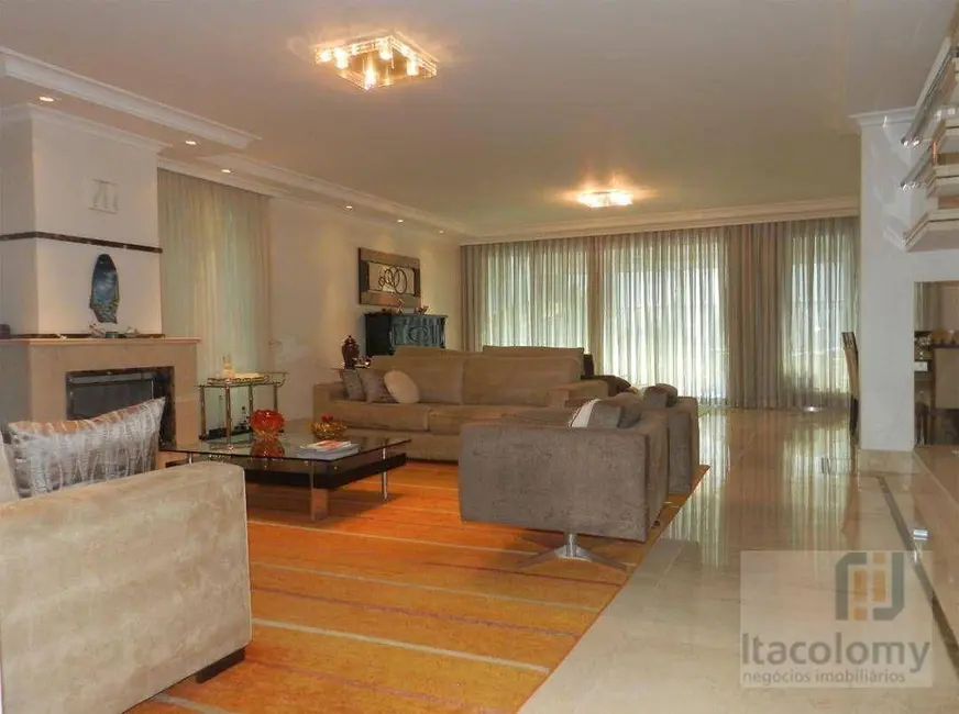 Foto 1 de Casa de Condomínio com 5 quartos à venda e para alugar, 670m2 em Barueri - SP