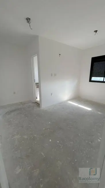 Apartamento com 2 quartos à venda, 64m2 em Alphaville Empresarial, Barueri - SP - imagem 9 Foto 9 de Apartamento com 2 quartos à venda, 64m2 em Alphaville Empresarial, Barueri - SP