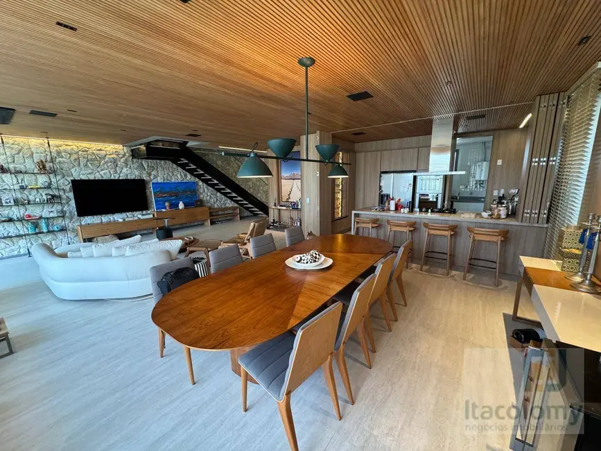 Foto 9 de Casa de Condomínio com 3 quartos à venda, 350m2 em Tamboré, Santana De Parnaiba - SP