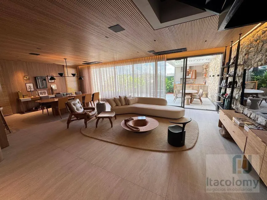 Foto 3 de Casa de Condomínio com 3 quartos à venda, 350m2 em Tamboré, Santana De Parnaiba - SP